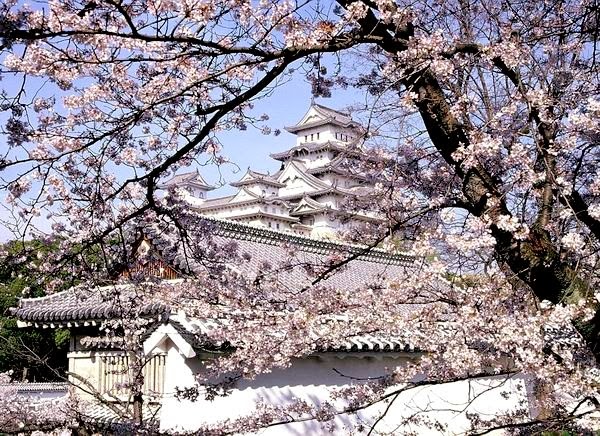Замок Химедзи как пример японской архитектуры